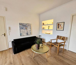Spacious 2 Bedroom Luxury Apartment near the Sea